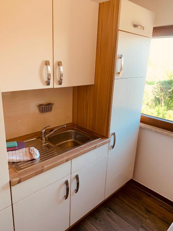 Felix Living 4, Modern & Cozy 2 Zimmer Wohnung, Balkon, Parkplatz Salzweg Buitenkant foto